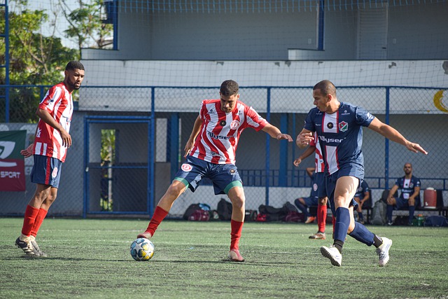 威爾士邊鋒貝爾穿過的球衣號碼.